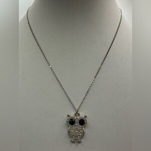 SILVERTONR DAINTY BLINGY BLACK RHINESTONE EYES OWL PENDANT NECKLACE